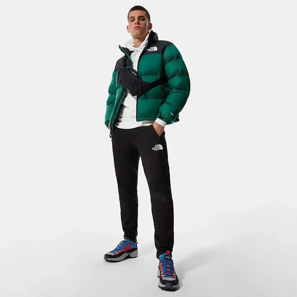 The North Face Women's 1996 Retro Nuptse Jacket - Evergreen / TNF Black