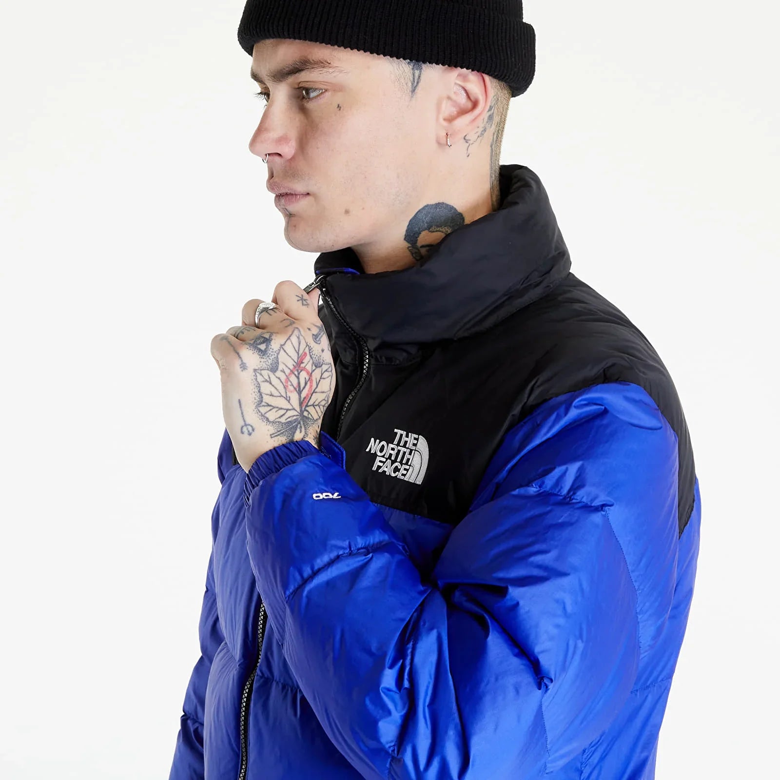 The North Face Women's 1996 Retro Nuptse Jacket - Summit Navy / TNF Black